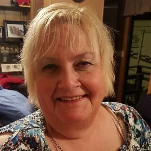 Meet your Posher, Chrystal